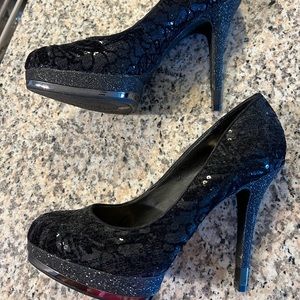 Black Gianni Bini heels size 7